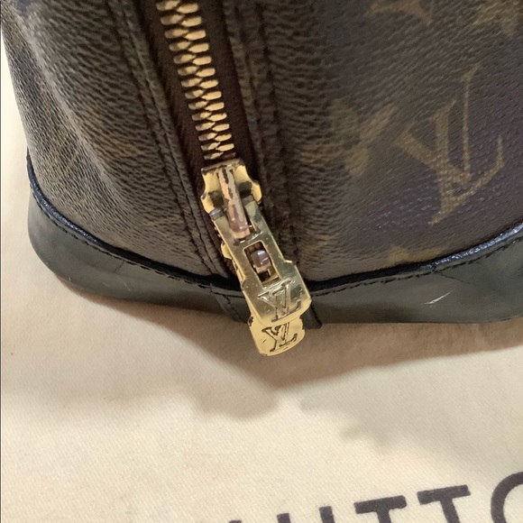 LOUIS VUITTON ALMA - Picture 2 of 15